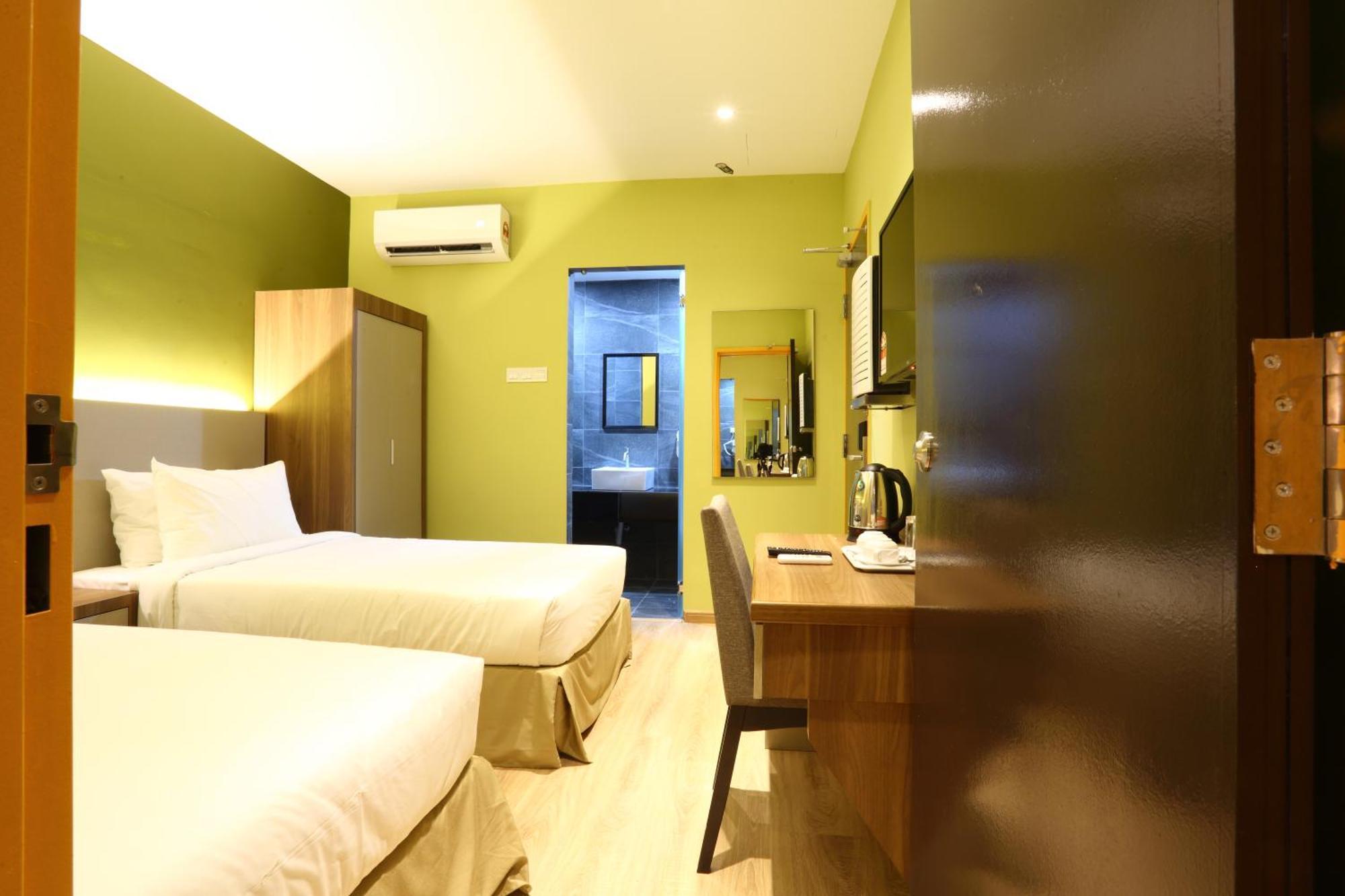 Yee Hotel Permas Jaya Johor Bahru Exterior foto